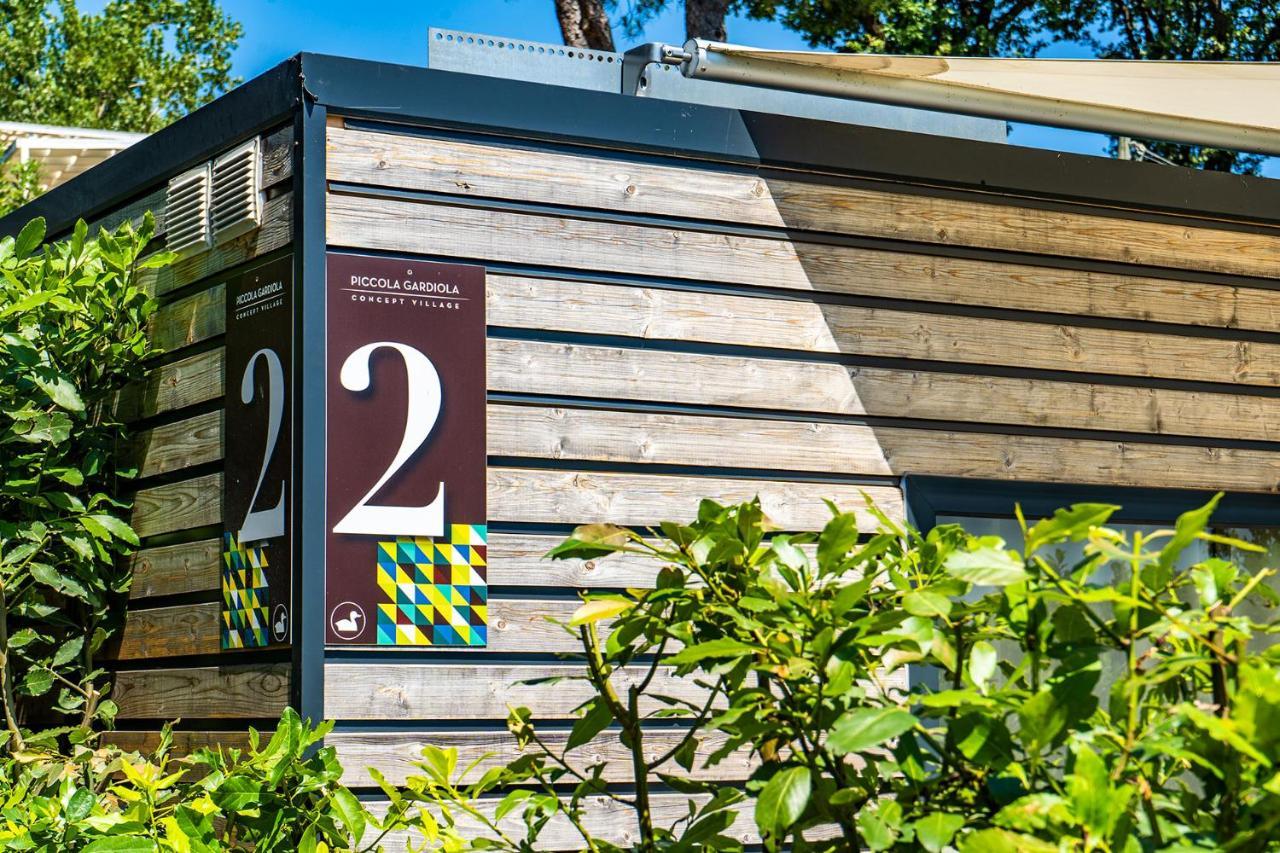 Concept Village Piccola Gardiola San Felice del Benaco Exterior foto