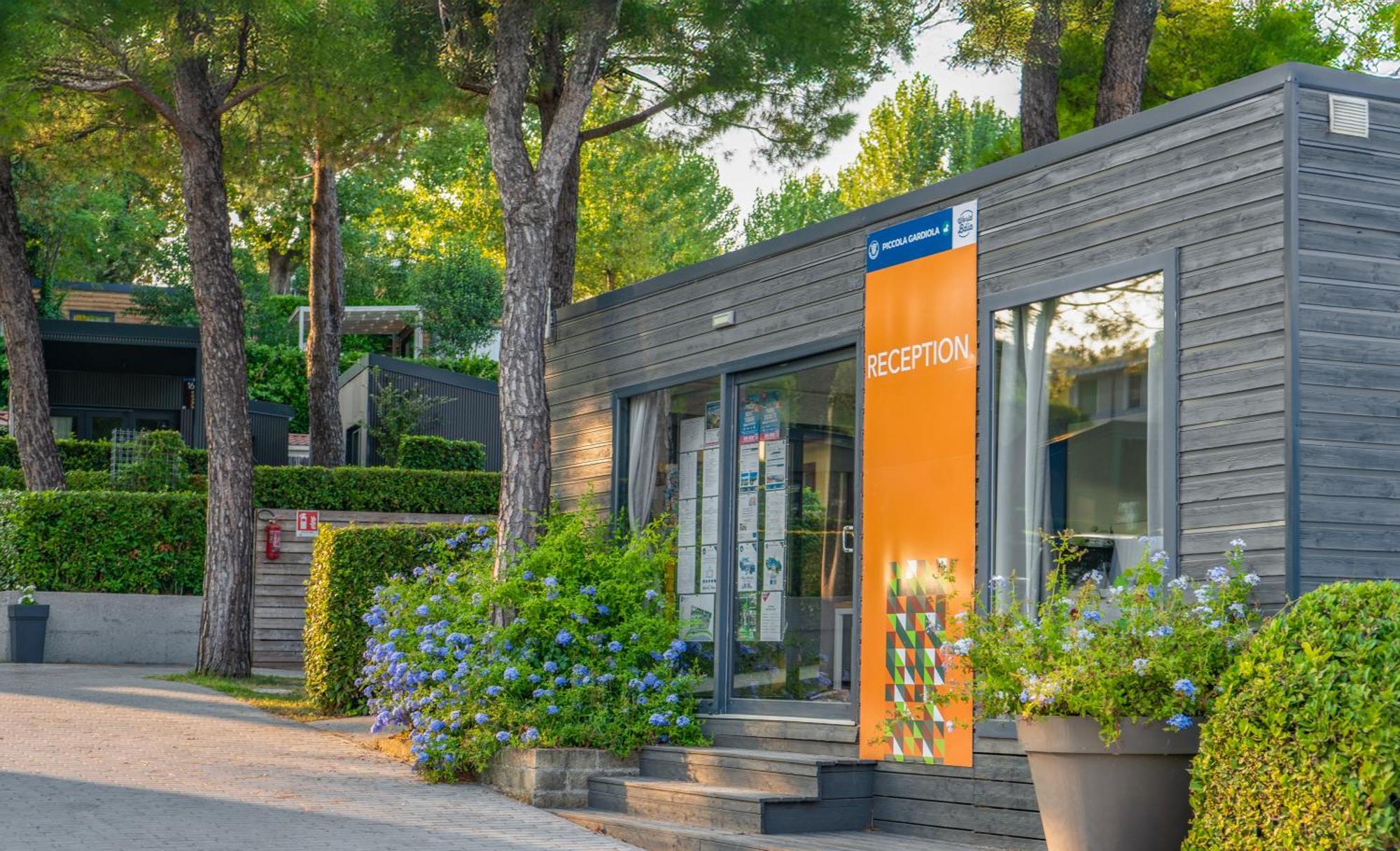 Concept Village Piccola Gardiola San Felice del Benaco Exterior foto
